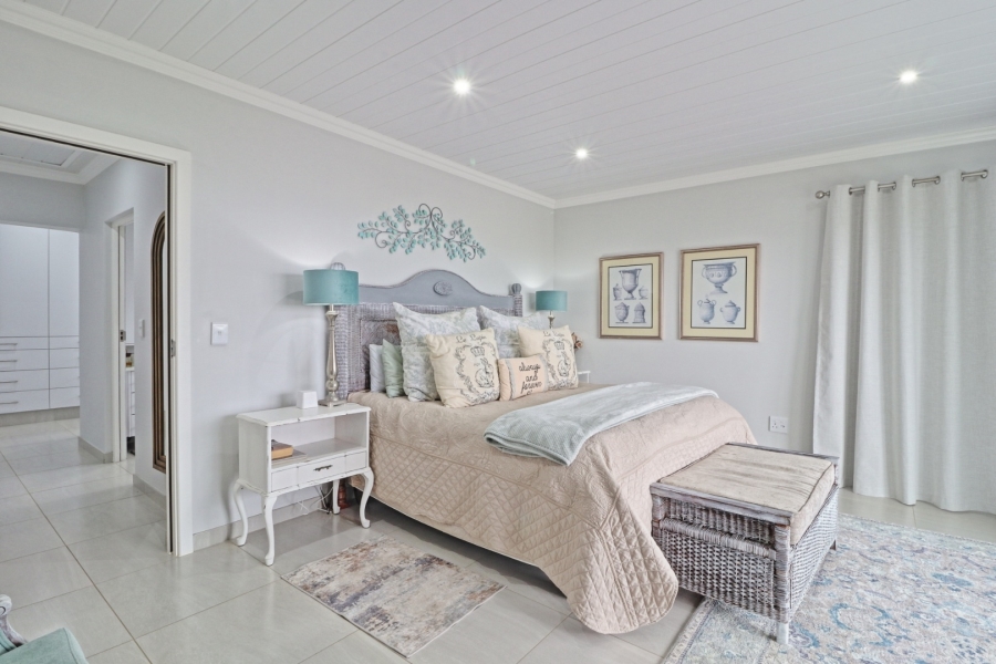 4 Bedroom Property for Sale in Monte Christo Western Cape